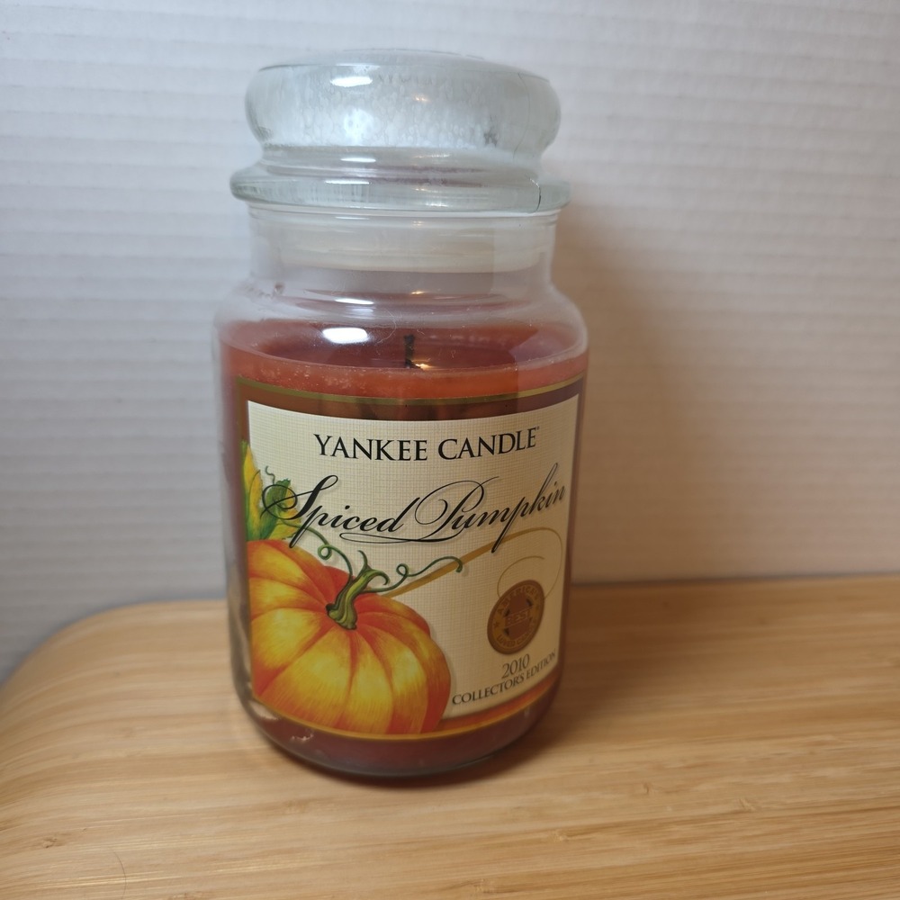 Yankee Candle Spiced Pumpkin Large Jar 22 oz Candle 2010 Collectors Edition